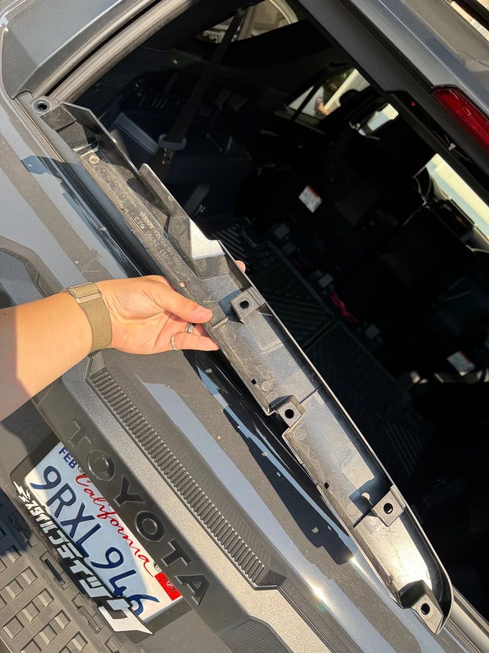 2025 4runner 6th gen Rear Spoiler Squeak and Rattles Fix w/ Felt Tape (Teardown Look) IMG_2836