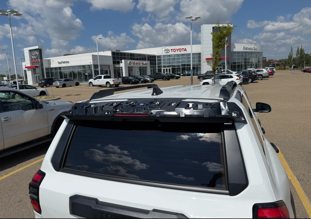2025 4runner 6th gen Rear spoiler fitment concern IMG_7742