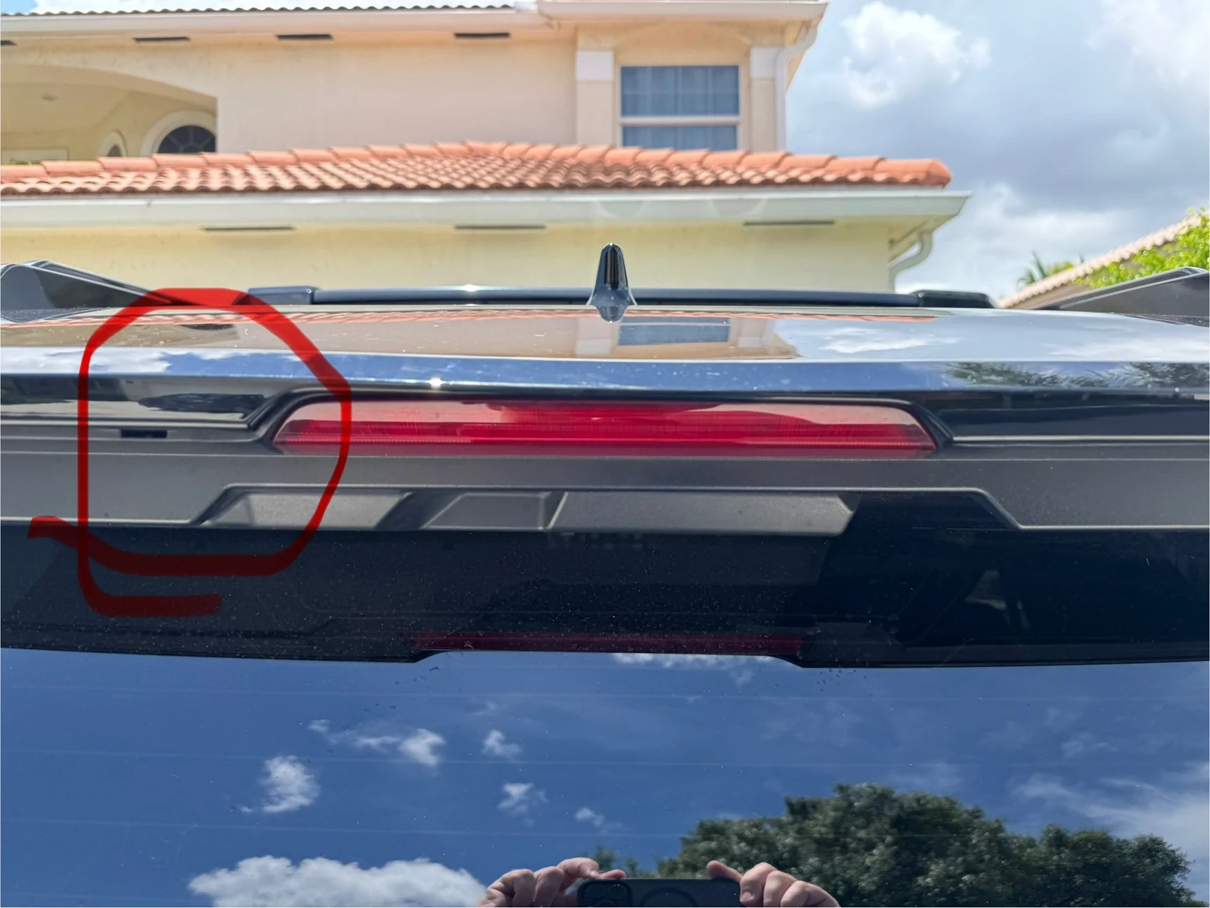 2025 4runner 6th gen Rear spoiler fitment concern IMG_1087