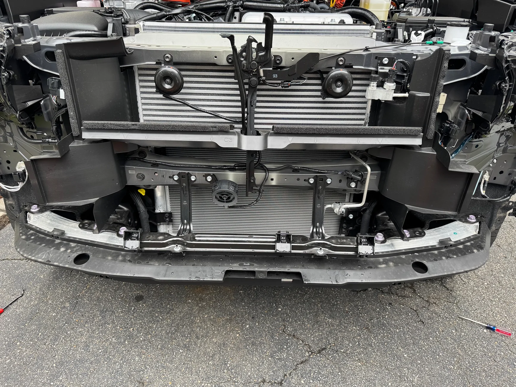 2025 4runner 6th gen 32" Lo Pro Grille LED Light Bar Kit from Cali Raised - Quick Install Process / Review - Update: Lightbar Removed IMG_7327