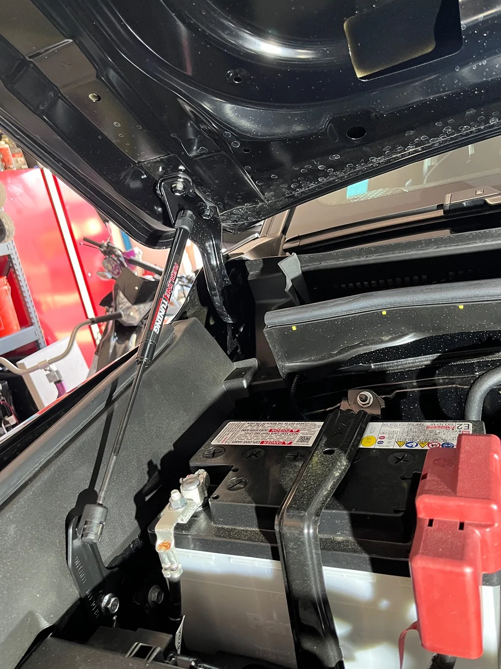 2025 4runner 6th gen Redline Tuning Hood Struts Installed on 2025 4Runner SR5 IMG_0919