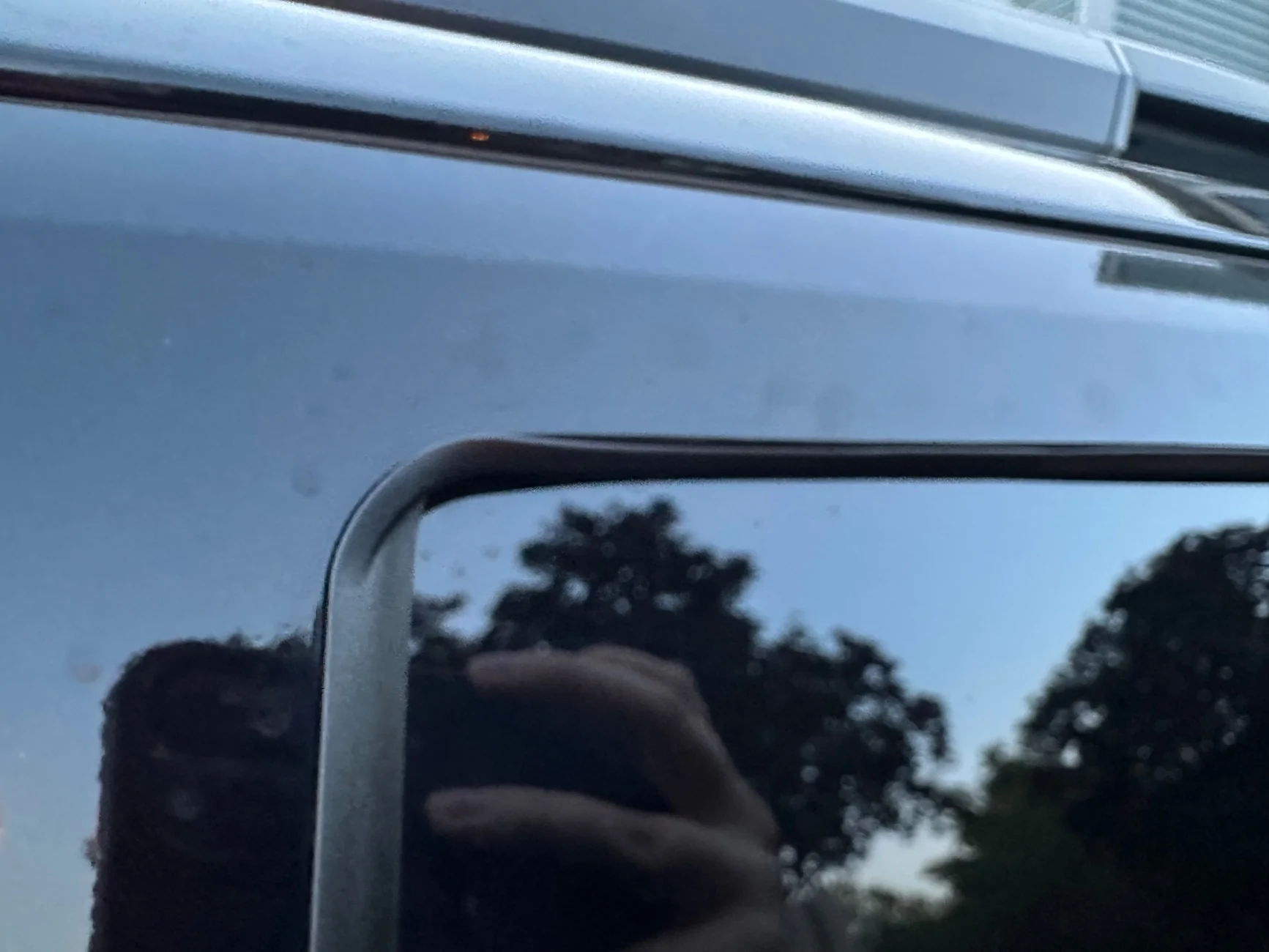 2025 4runner 6th gen Window Seals uneven abnormal looking / shrinking? IMG_1743
