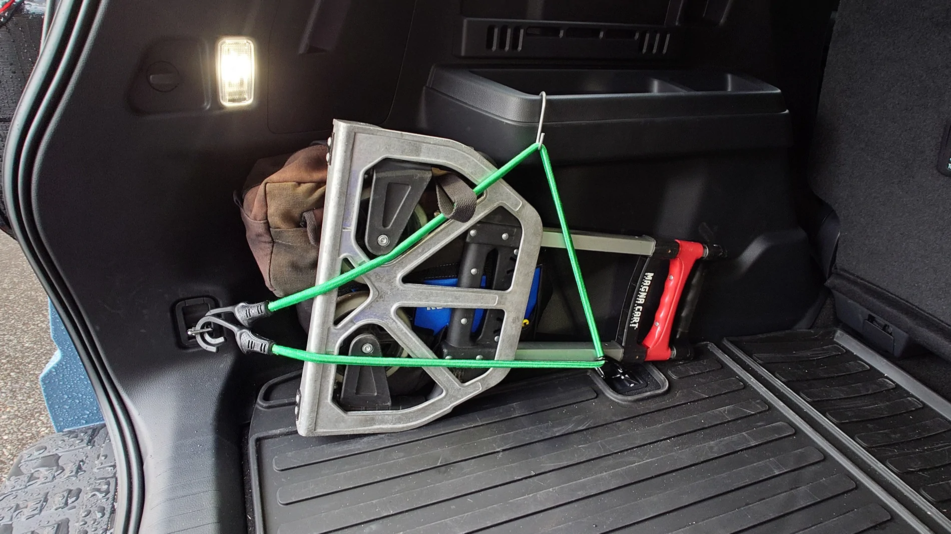 2025 4runner 6th gen What's everyone using for a tool bag / box? 20250731_153301550