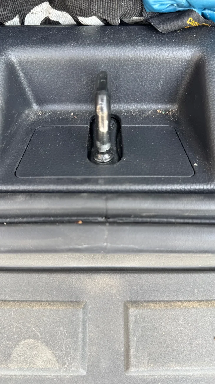 2025 4runner 6th gen Rear door hatch latch closes very loud IMG_4759