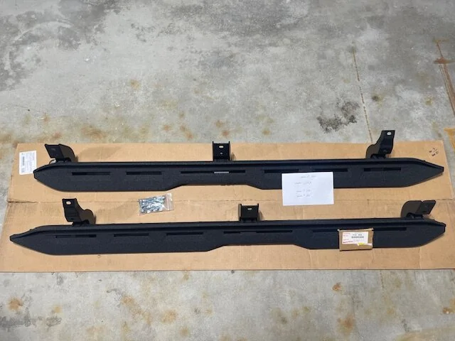 2025 4runner 6th gen TRD Cast Aluminum Running Boards - PT767-89250 IMG_4395