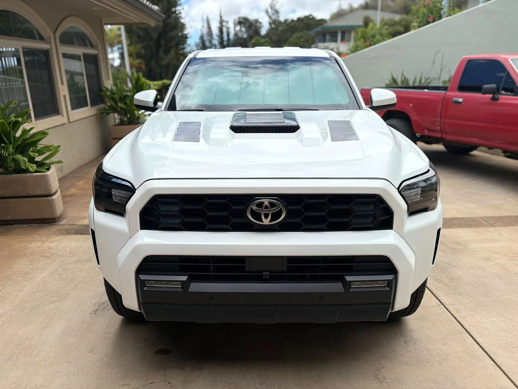 2025 4runner 6th gen ICE CAP WHITE Photos 4Runner 6th Gen (2025+) ibon-carbon-hood-on-ice-cap-2025-4runner-trd-o-jpg