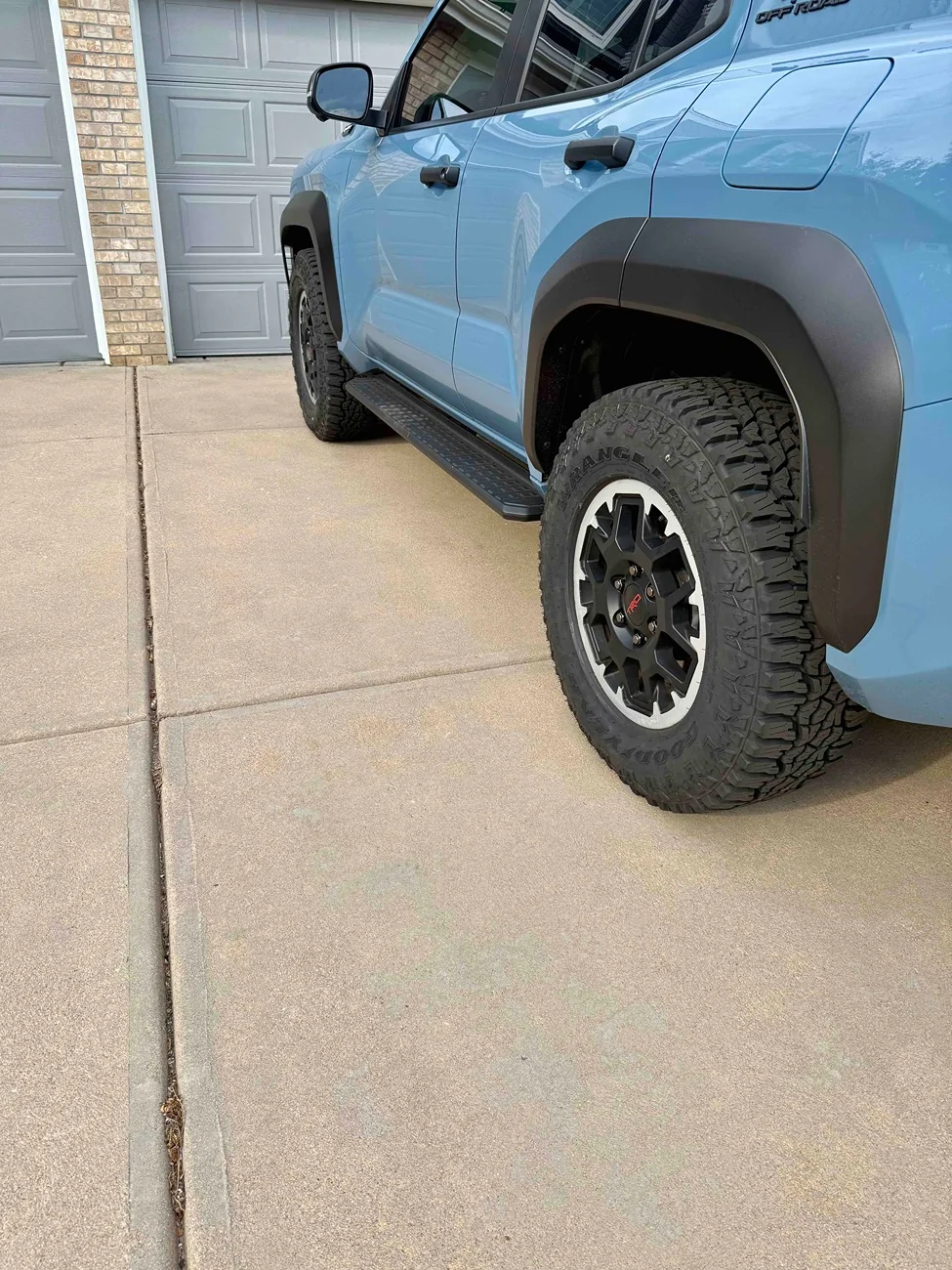 2025 4runner 6th gen Tire upgrade 275/70R18 Goodyear Ultraterrains - impressions & review IMG_5095