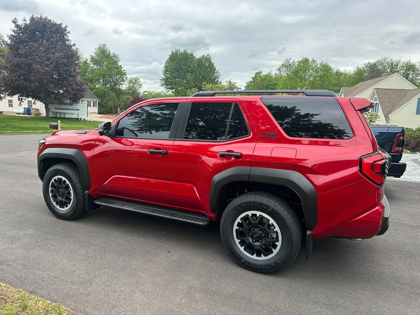 2025 Toyota 4runner SUPERSONIC RED Photos 4Runner 6th Gen (2025+) IMG_0417