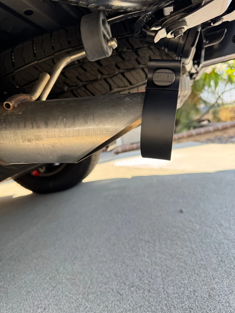 2025 4runner 6th gen Black Exhaust Tip Installed on TRD Pro (part number: PT932-89180-02) IMG_3001