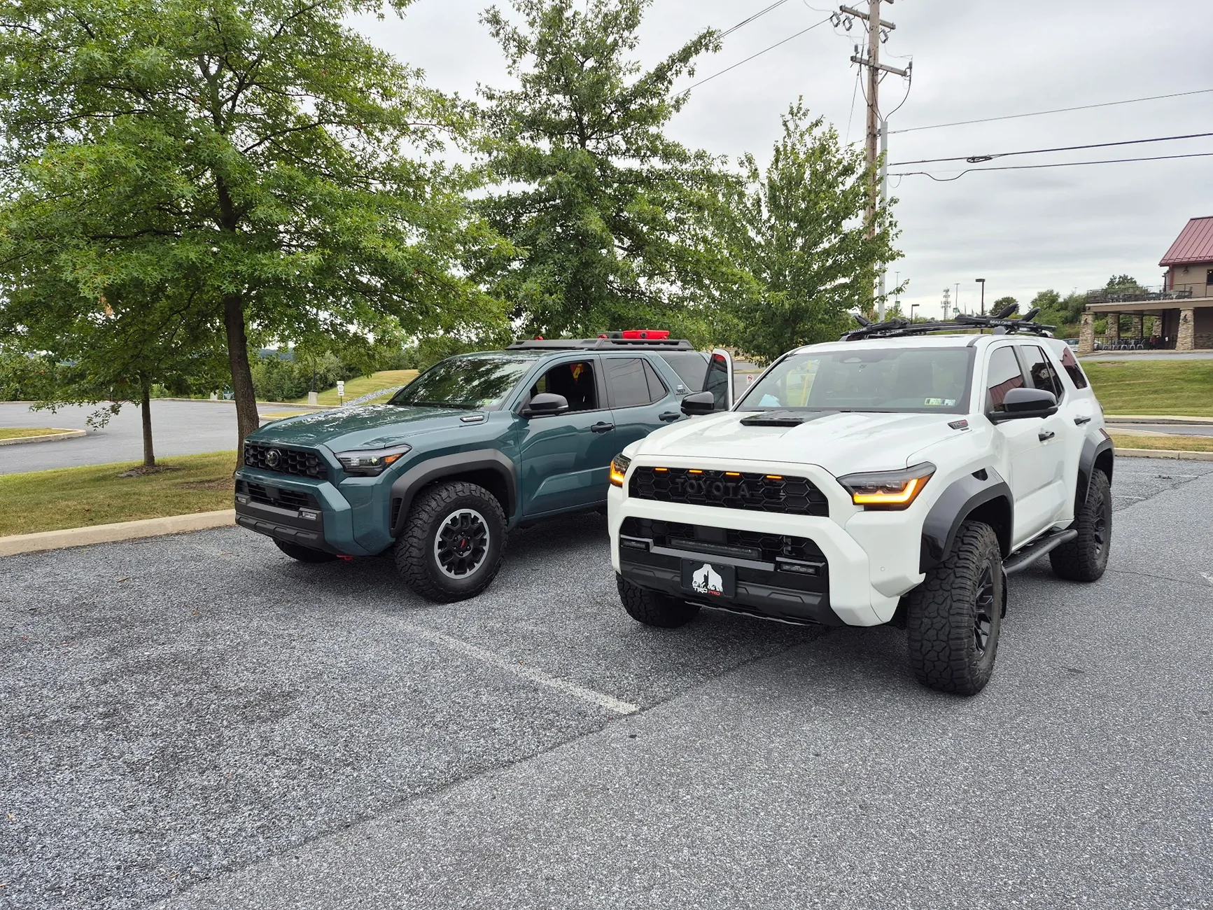 2025 4runner 6th gen Finally spotted other 6th gen 4Runners. You? 3060741394624635964