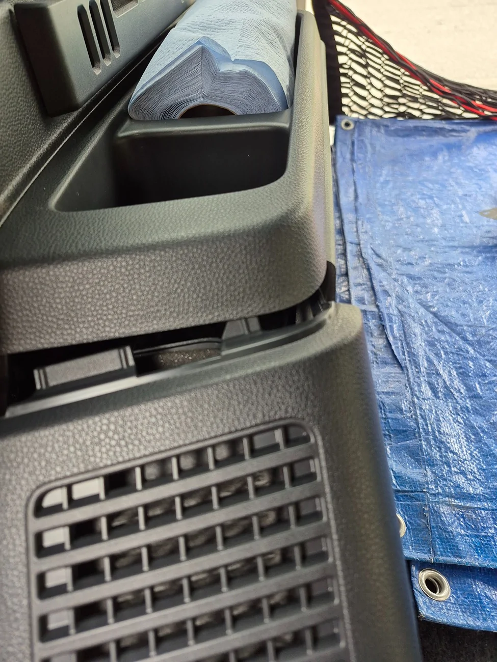 2025 4runner 6th gen Hybrid Battery Filter Replacement - DIY Writeup & Part Number (G92DH-34010 / G92DJ-34010) 20250818_152611