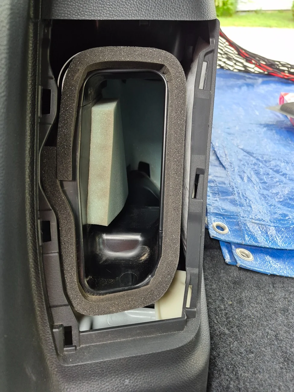 2025 4runner 6th gen Hybrid Battery Filter Replacement - DIY Writeup & Part Number (G92DH-34010 / G92DJ-34010) 20250818_152514