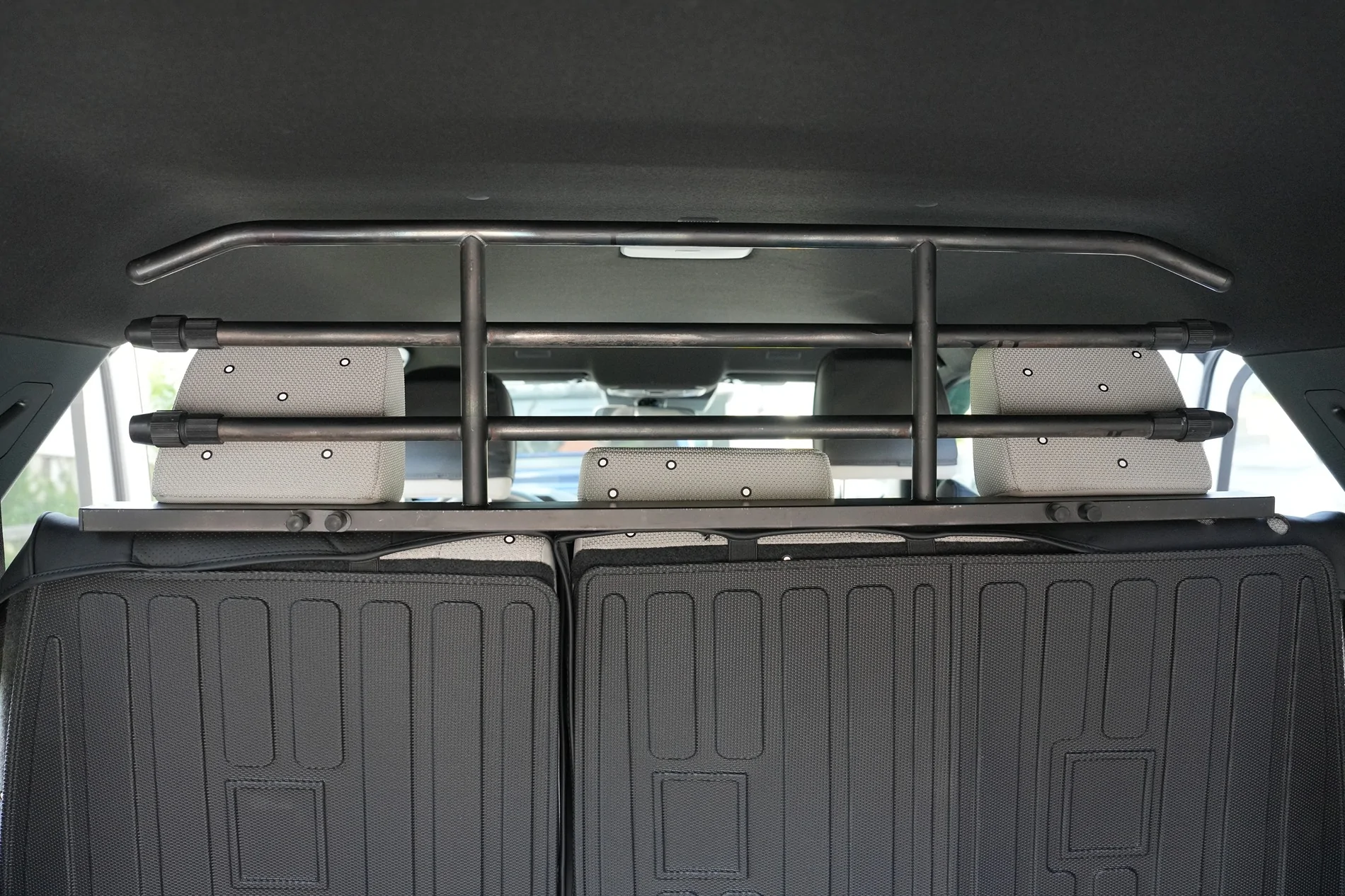 2025 4runner 6th gen 🐕 Zekzoop Pet Barrier Coming with 20%OFF Discount!!! DSC02360