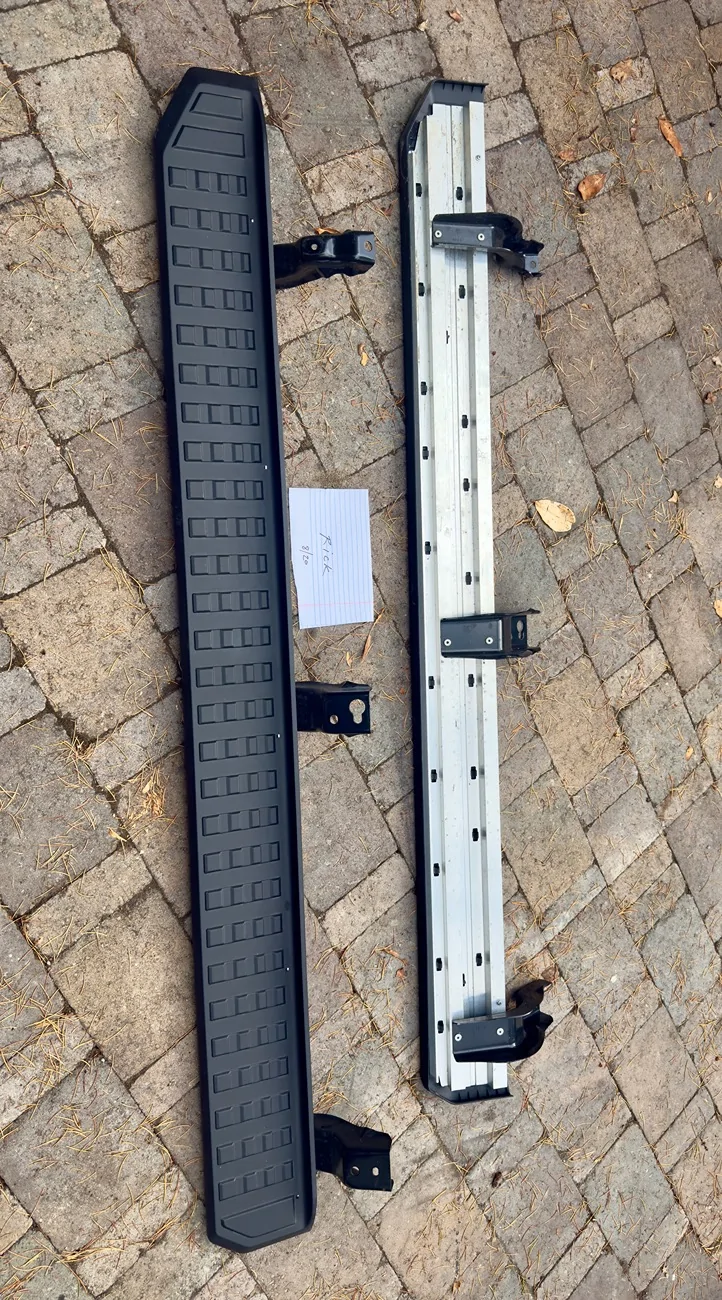 2025 4runner 6th gen Aluminum/Plastic OEM running boards/steps from TRD ORP (Seattle) IMG_9002