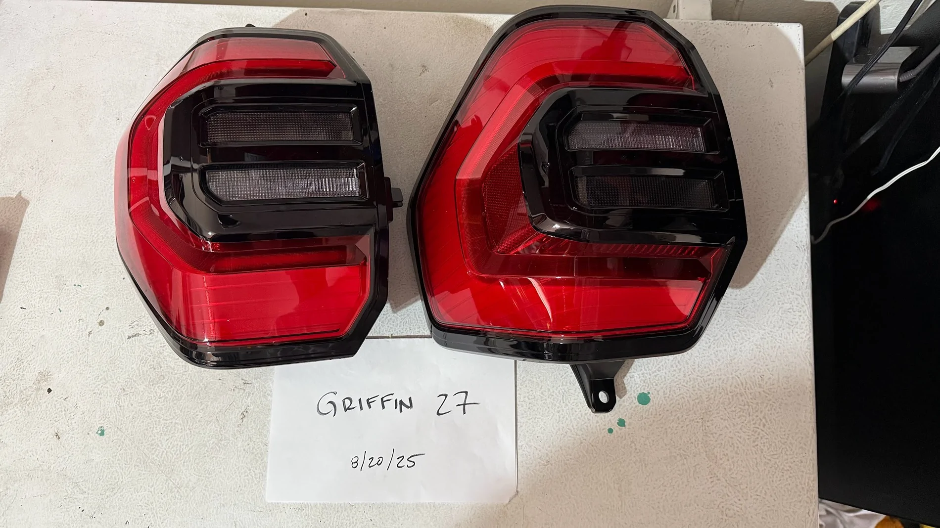 2025 4runner 6th gen FS: OEM Tail Lights removed from Limited Trim IMG_3442