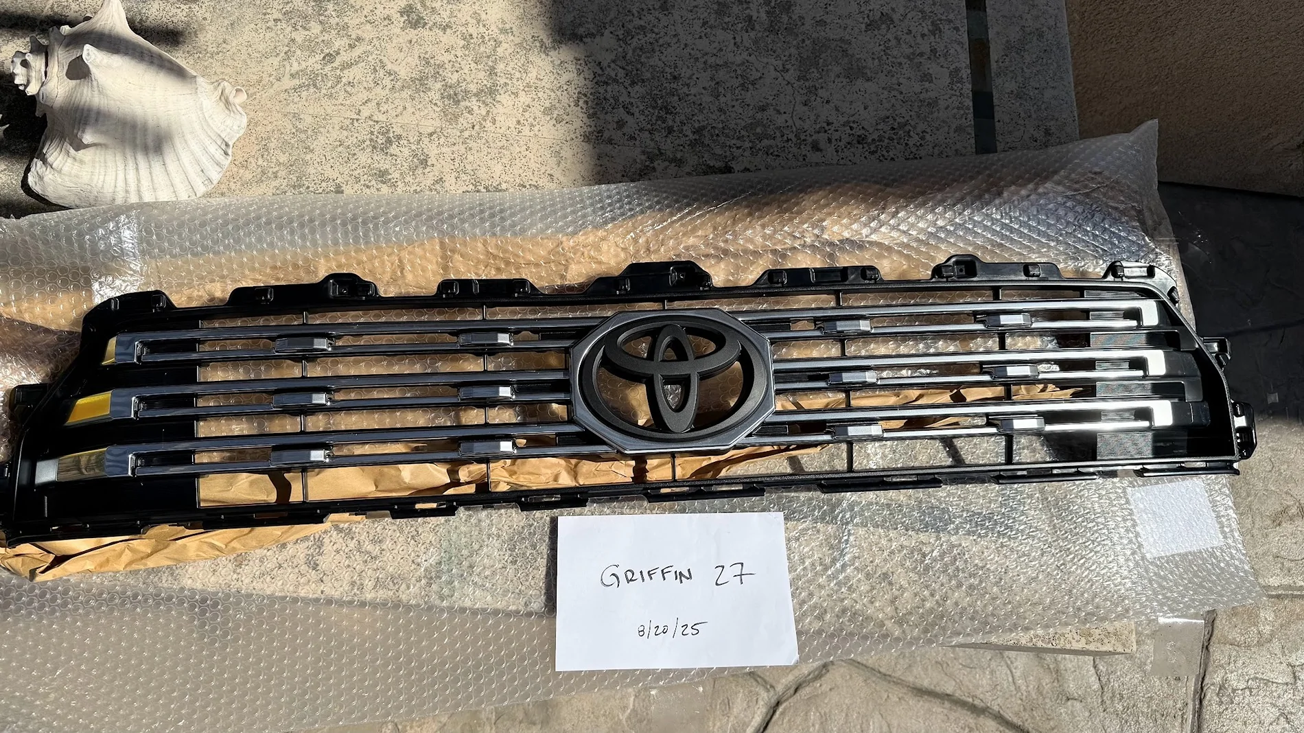 2025 4runner 6th gen FS: Chrome Limited Grill chrome grill