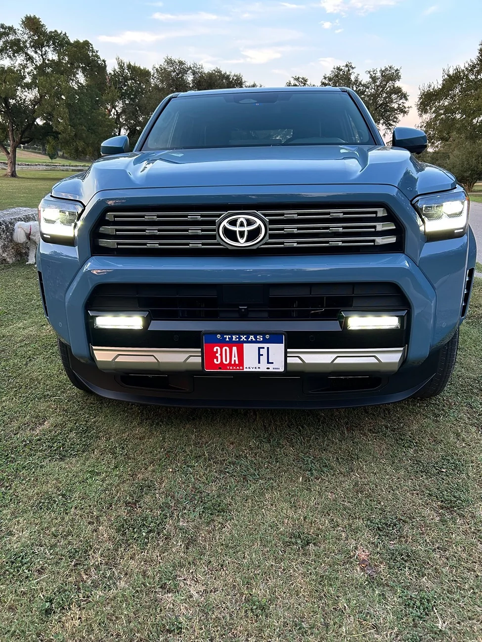 2025 4runner 6th gen No-drill relocation kit for front license plate holder (my solution) 1756256507347-yx