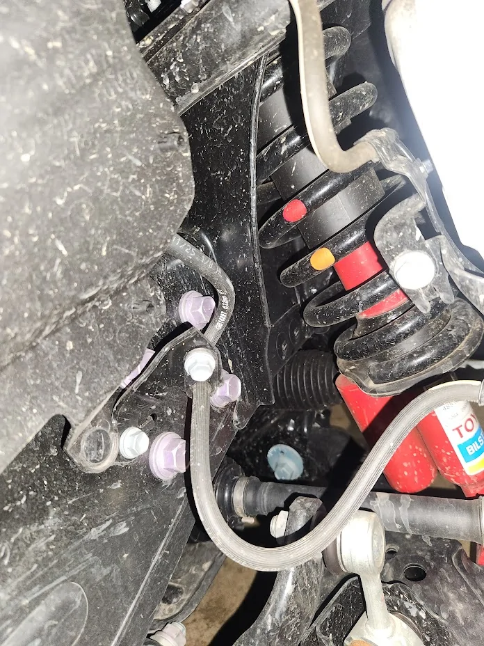 2025 4runner 6th gen Red & Yellow dots on front springs - Anyone know what they mean? 20250825_062412