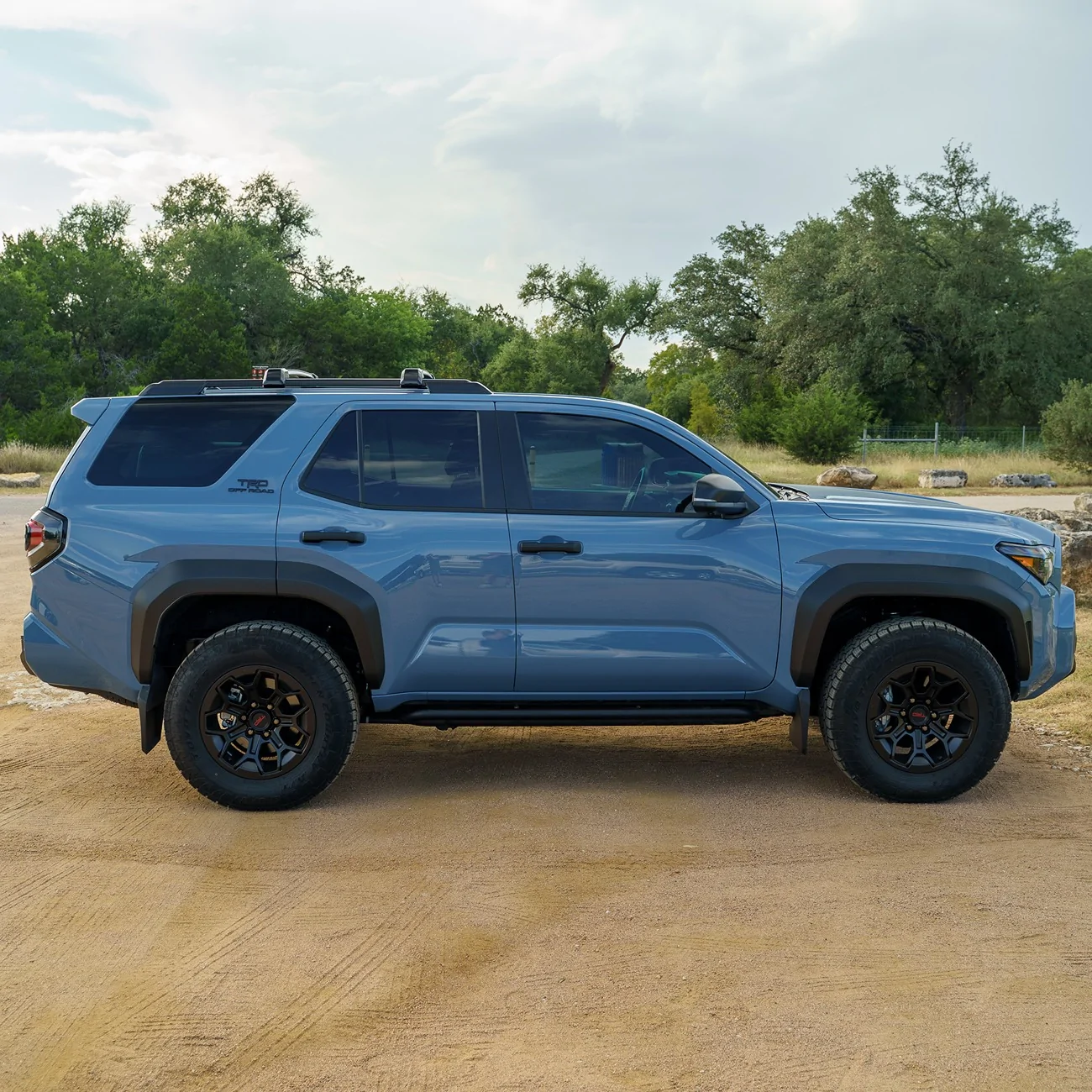 2025 4runner 6th gen Heritage Blue Off-Road Premium - Chill Daily Driver _HC_8301