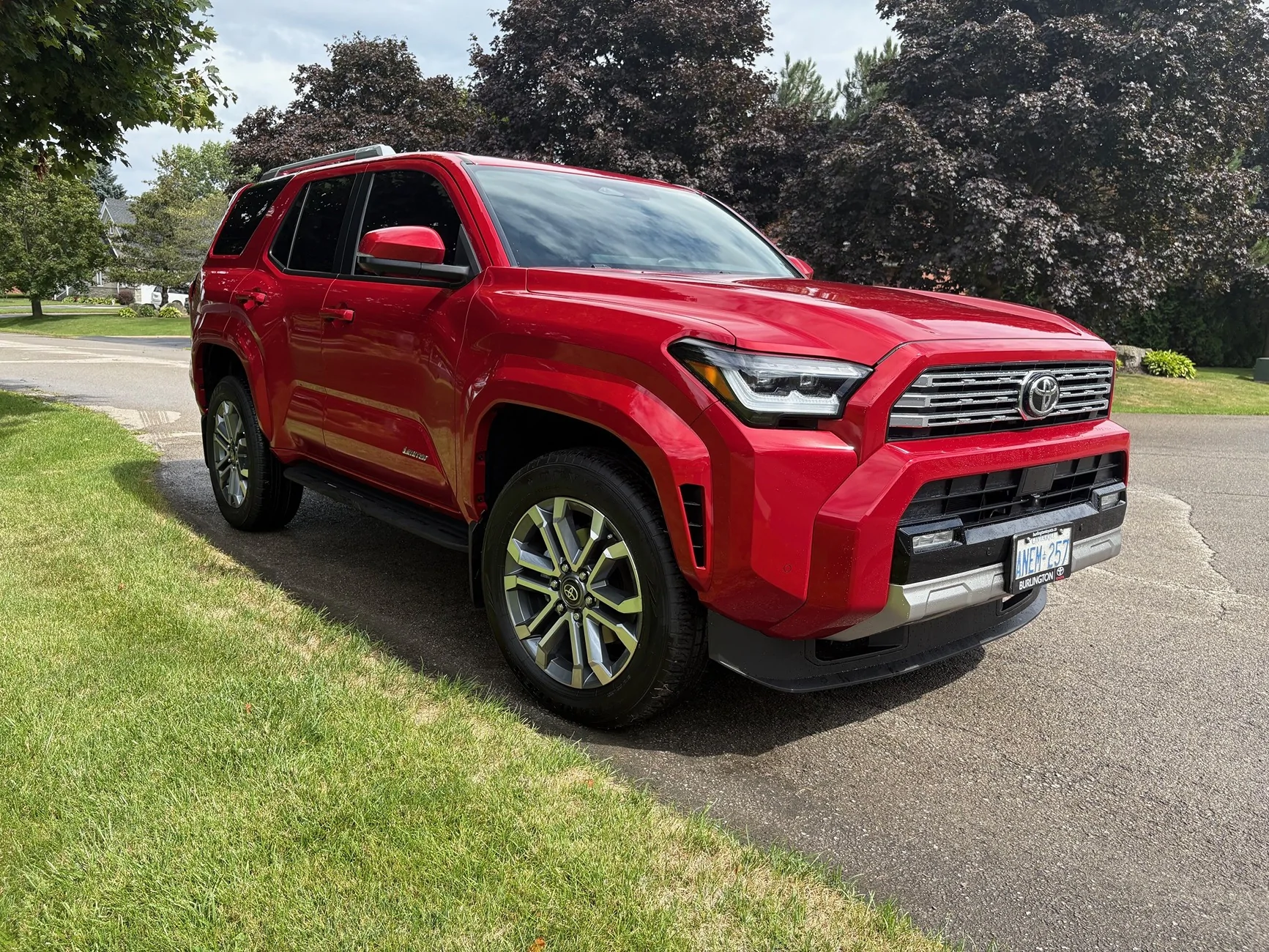 2025 4runner 6th gen SUPERSONIC RED Photos 4Runner 6th Gen (2025+) 2025 4 Runner - 3