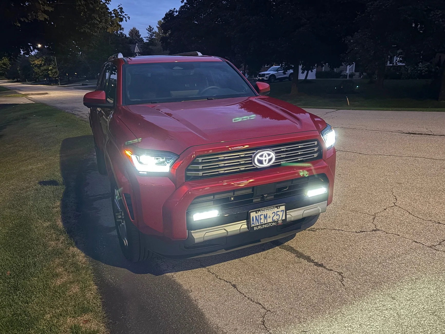 2025 4runner 6th gen SUPERSONIC RED Photos 4Runner 6th Gen (2025+) 2025 4 Runner - 8