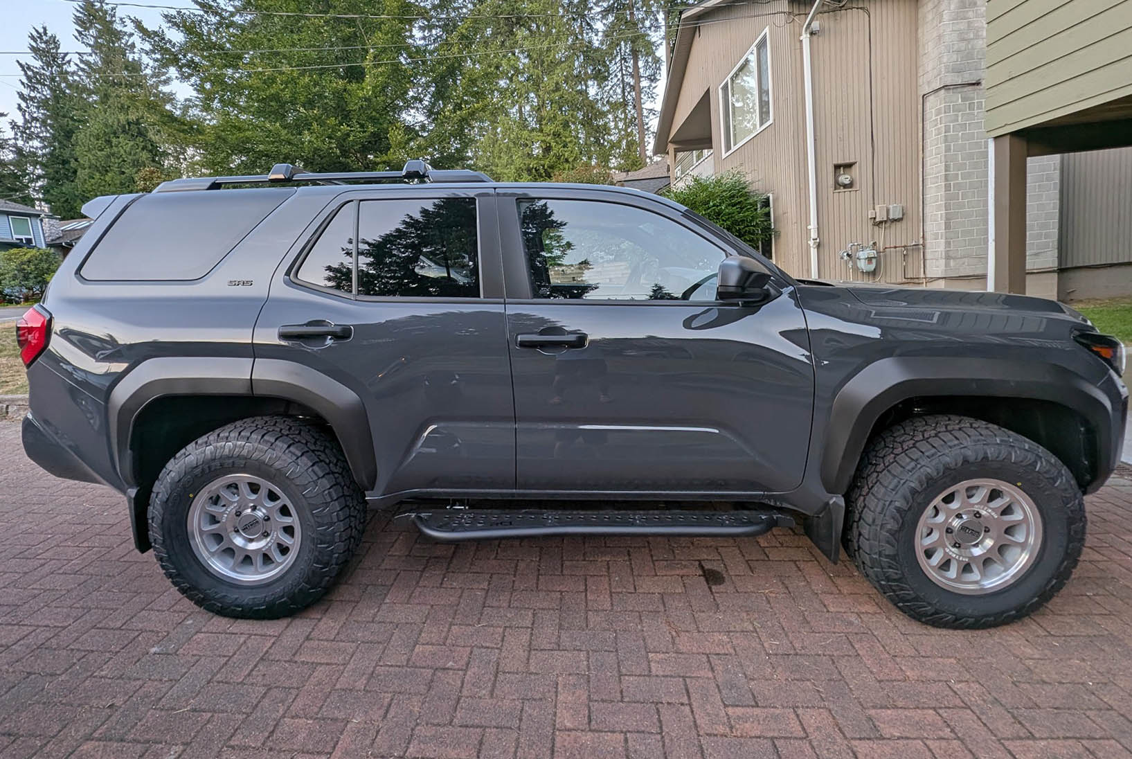 2025 4runner 6th gen RCI skid plates and rock sliders photos & review RCI skid plates and rock sliders experience : review 2