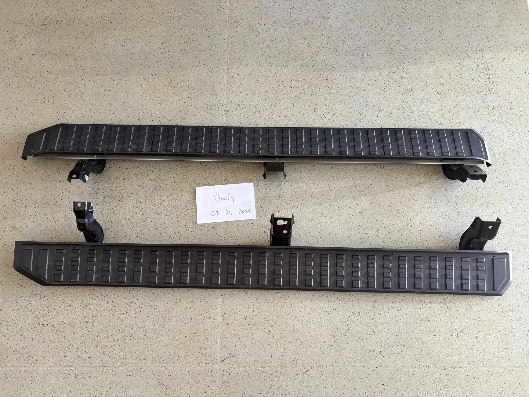 2025 4runner 6th gen WTS - OEM Running Boards OEM  Boards