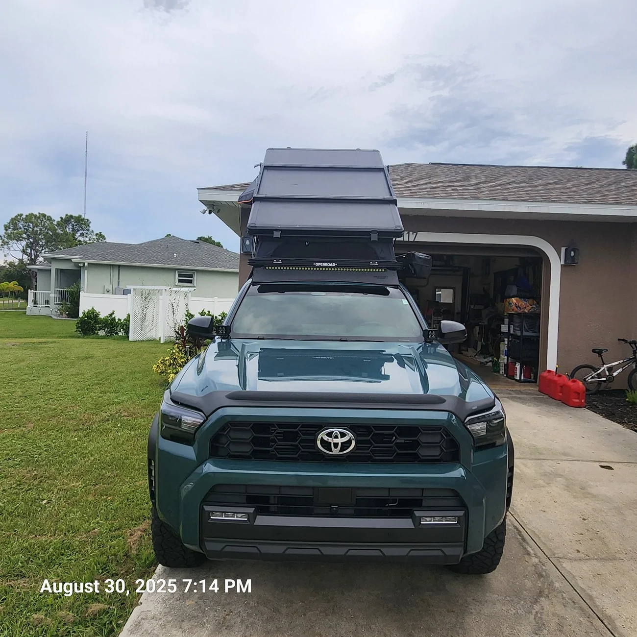 2025 4runner 6th gen OPENROAD Aluminum Hard Shell LT Roof Top Tent RTT installed inbound1499733801516622400