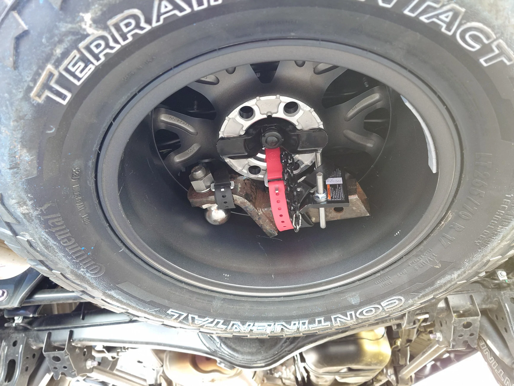 2025 4runner 6th gen Ideas for stowing a trailer hitch 20250831_102005815