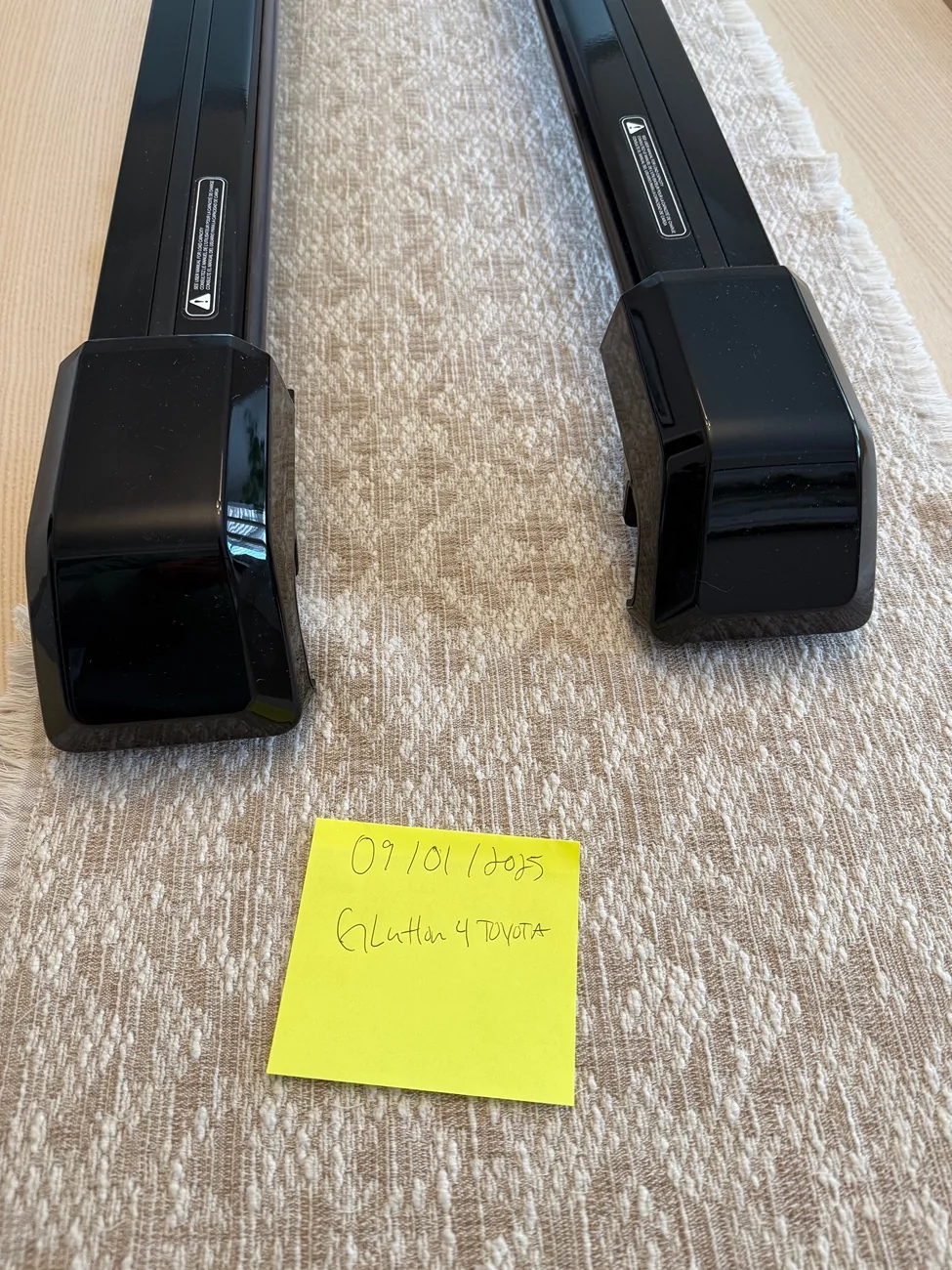 2025 4runner 6th gen Crossbars set for 25 4Runner OEM for sale IMG_2651