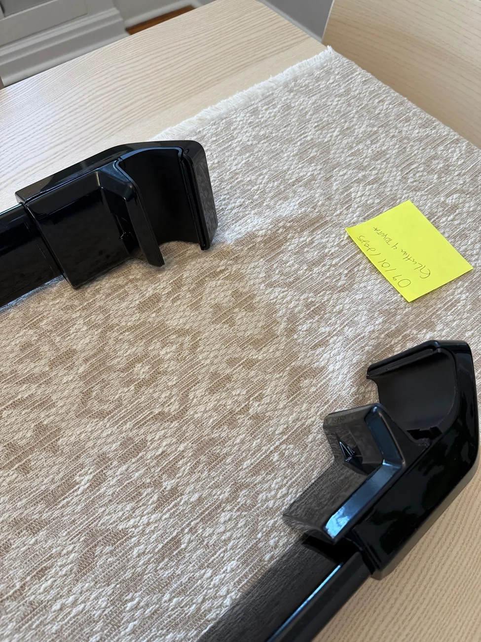 2025 4runner 6th gen Crossbars set for 25 4Runner OEM for sale IMG_2656