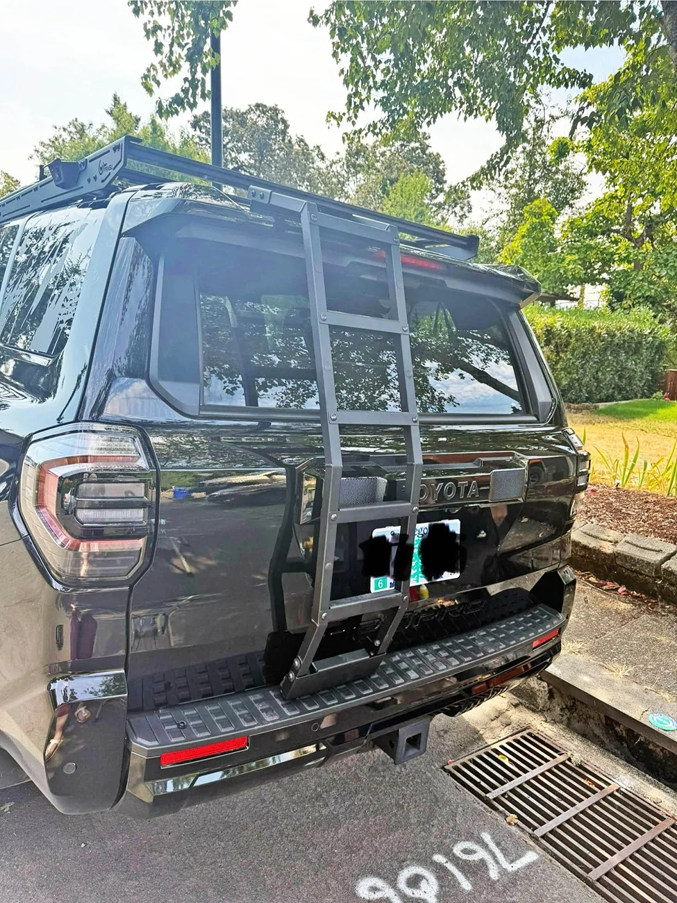 2025 4runner 6th gen BLACK Photos 4Runner 6th Gen (2025+) debadged 2025 4Runner TRD Pro black