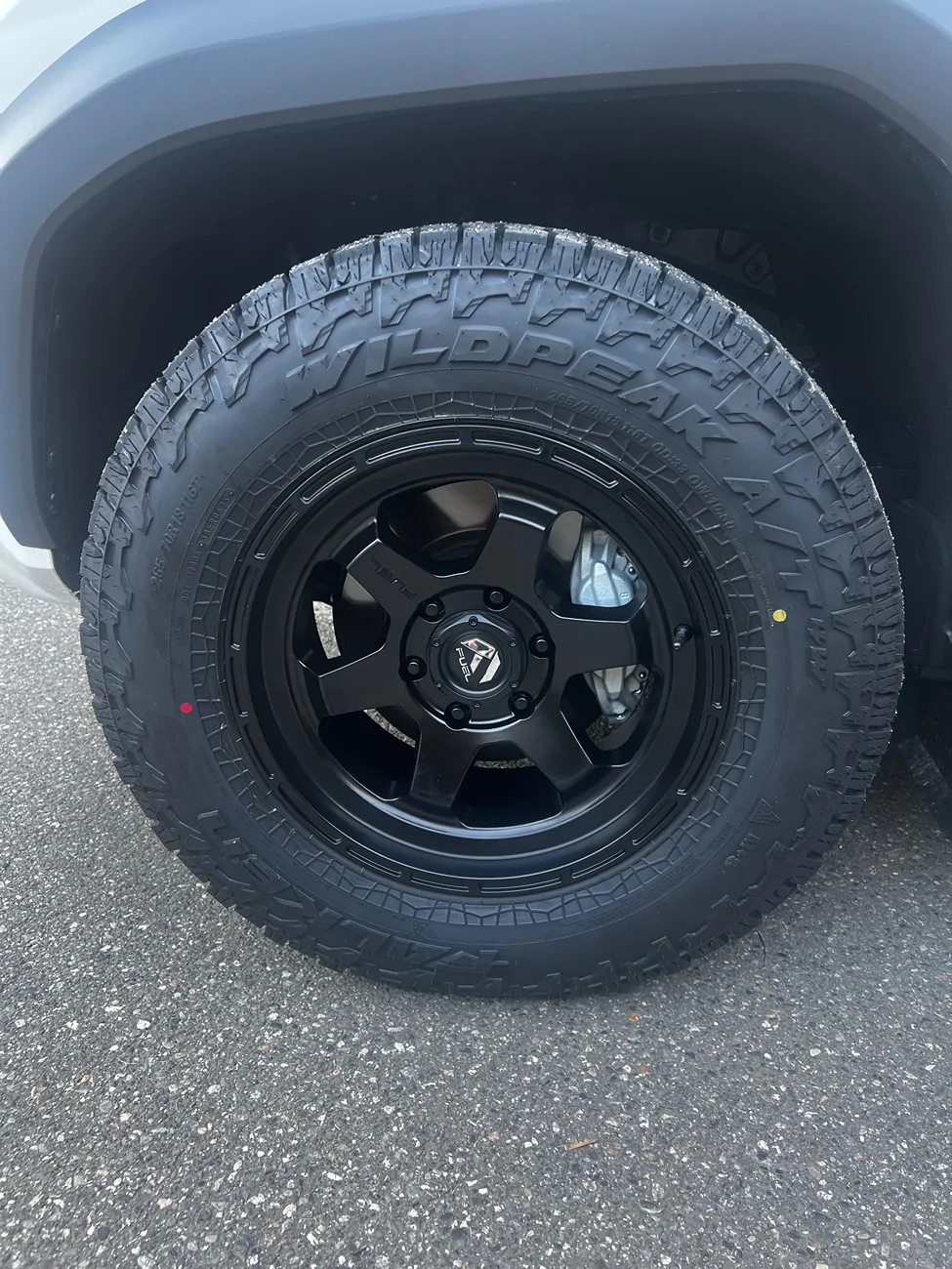 2025 4runner 6th gen 18x9 +20 offset Fuel Shok + 265/70/18 Wildpeak AT4, no lift ORP Fuel Shok 18x9 +20 offset 265:70-18 Wildpeak AT4 tires 3