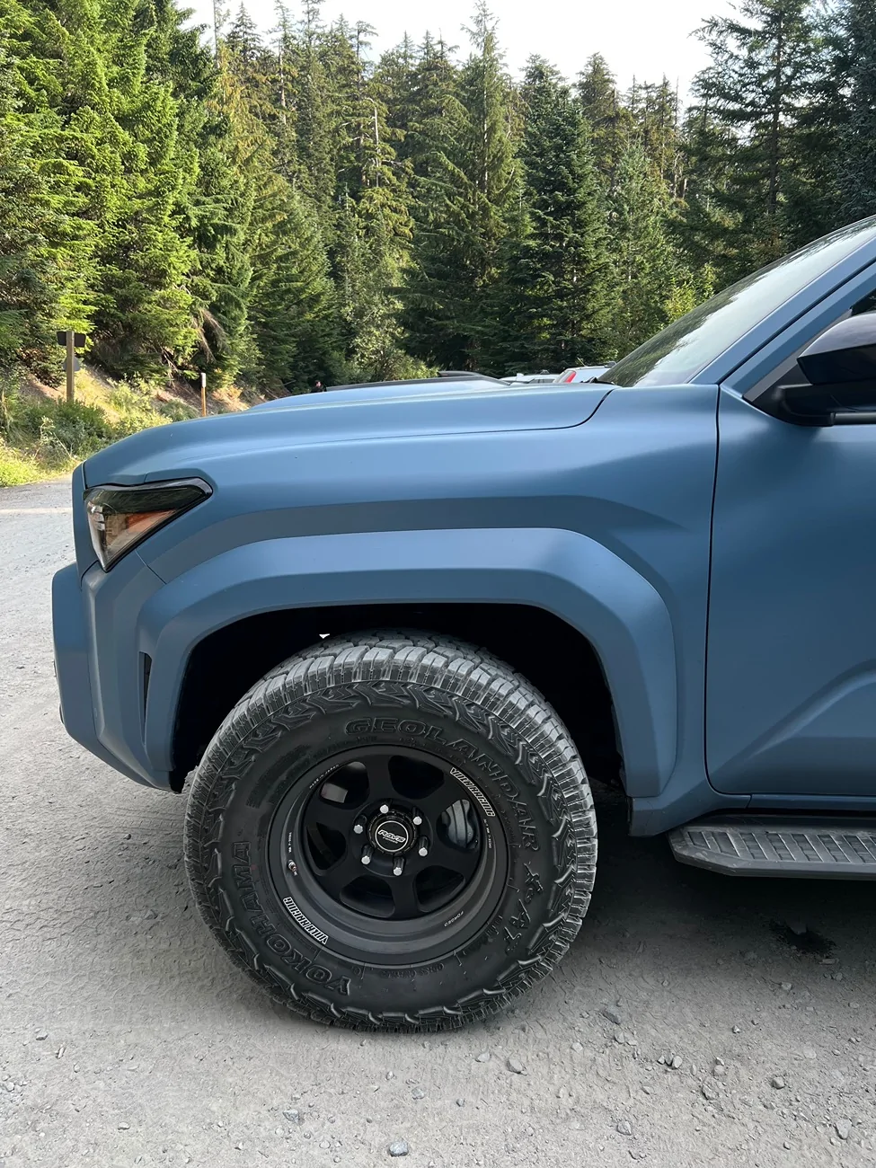 2025 4runner 6th gen HERITAGE BLUE Photos 4Runner 6th Gen (2025+) IMG_1460