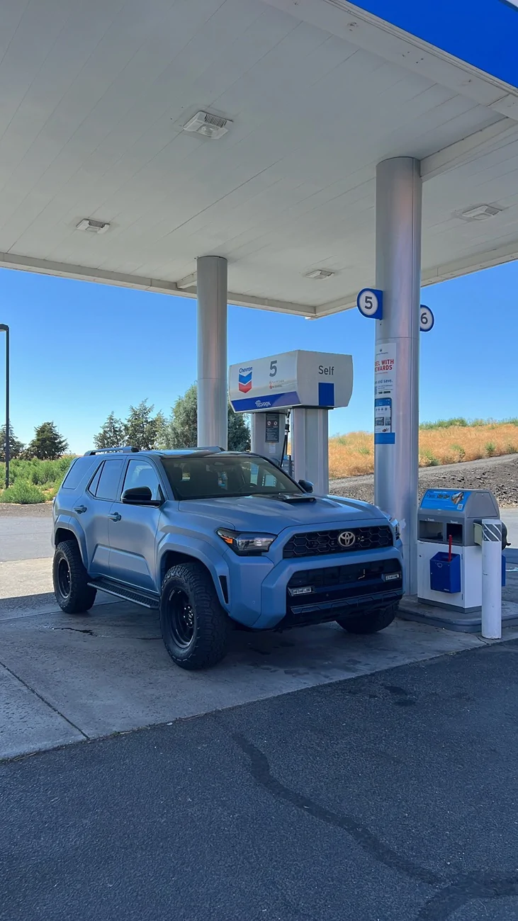 2025 4runner 6th gen HERITAGE BLUE Photos 4Runner 6th Gen (2025+) 331C569C-DADB-435A-B155-2AF13F9CB658