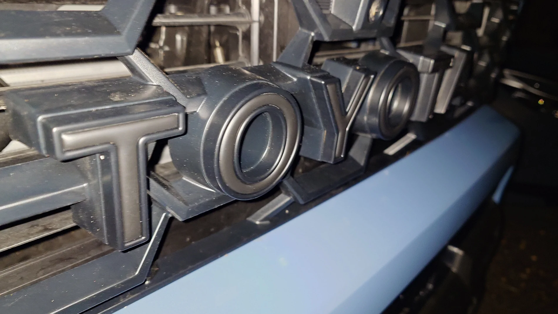 2025 4runner 6th gen Installed the Heritage Grille (Trailhunter) and Raptor Lights on my SR5 20250906_013415770