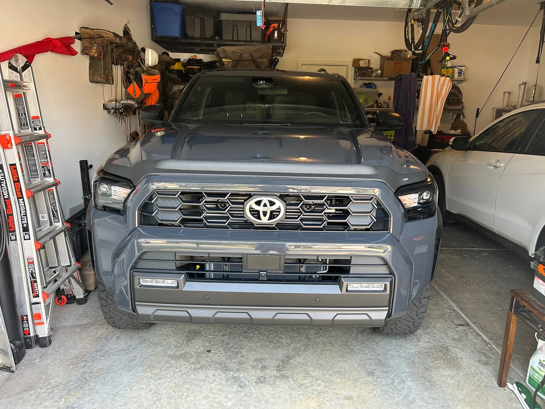2025 4runner 6th gen Husky Rock / Bug hood deflector installed on  6th Gen IMG_8371