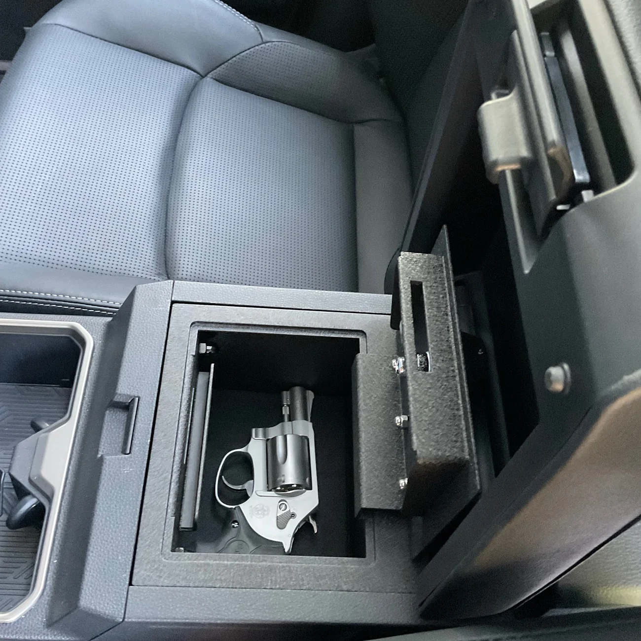 2025 4runner 6th gen Anyone found a good console safe? IMG_3647