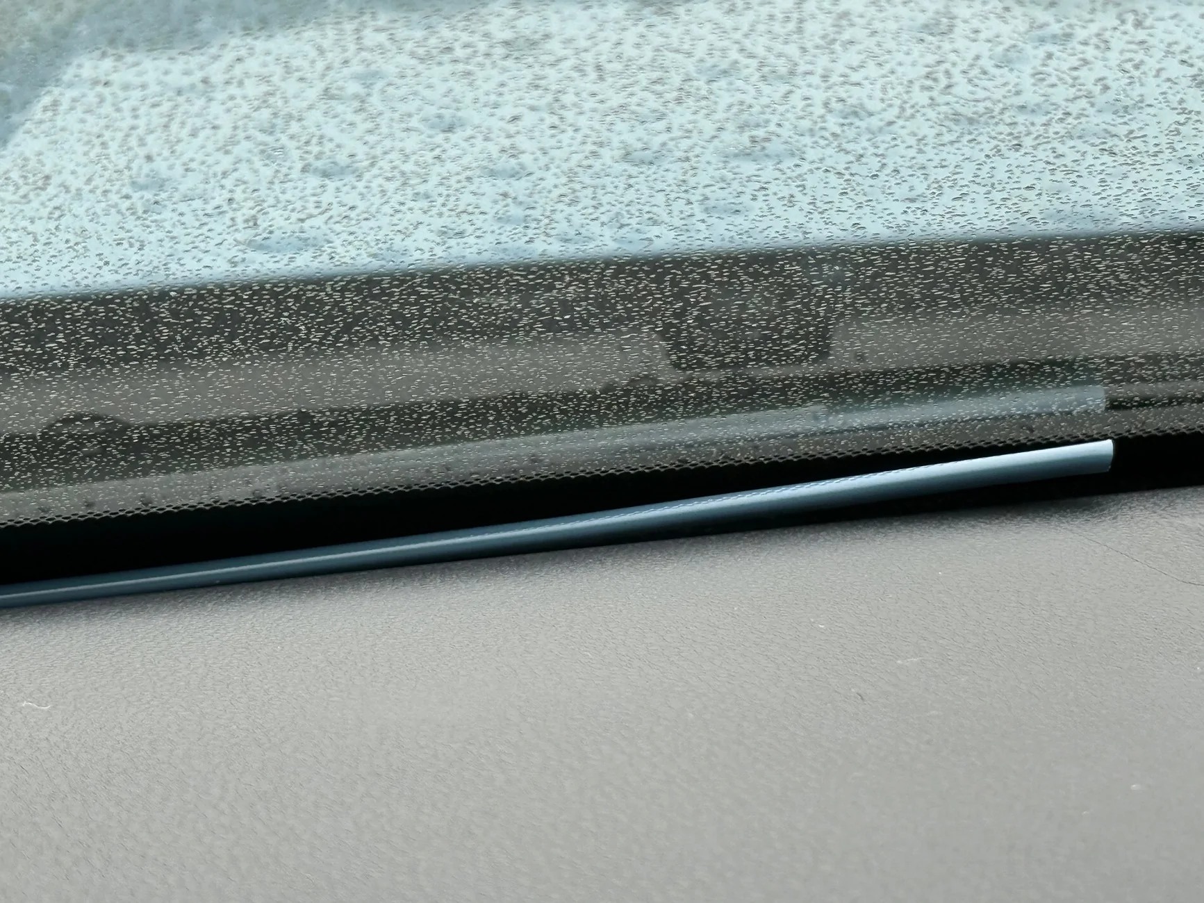 2025 4runner 6th gen What's this blue thing sticking out of my dash? IMG_6182