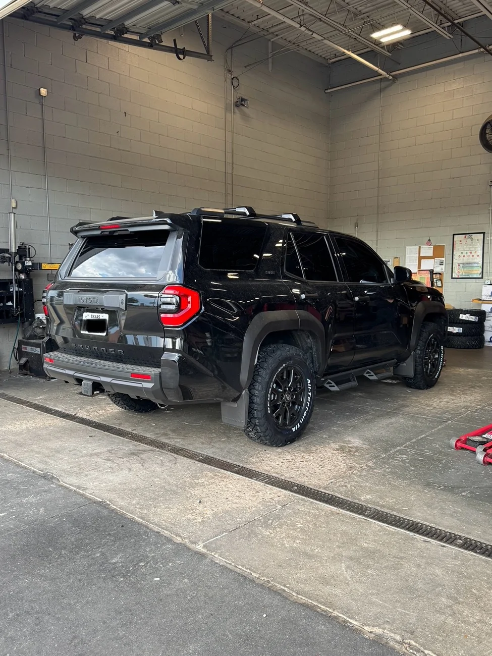 2025 4runner 6th gen Aftermarket Wheels, Bigger Tires, Lift Kits (Compilation) for 2025+ 4Runner 6th Gen -- Add Yours! IMG_8485