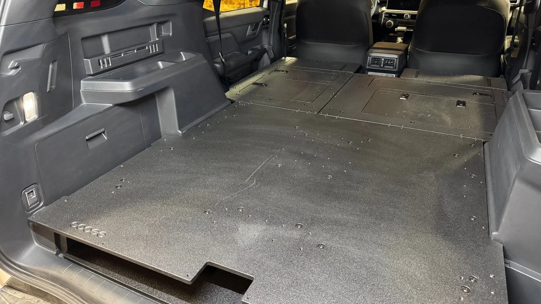 2025 4runner 6th gen Goose Gear Sleeping Platform & Cargo Floor Plate System (for hybrid and non-hybrid models) toyota-4runner-2025-present-6th-gen-hybrid-stealth-sleep-package-6366407