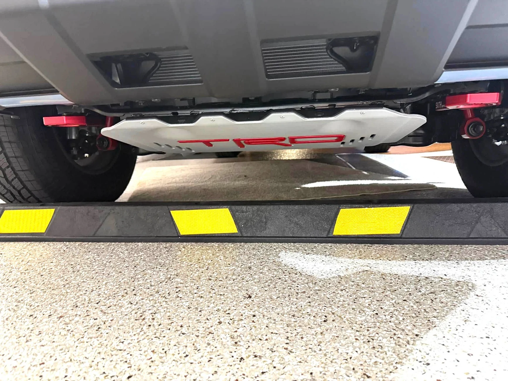 2025 4runner 6th gen SXTH recovery tow hooks points (Red) installed on 4runner 6th gen SXTH recovery tow hook points (Red) installed 3