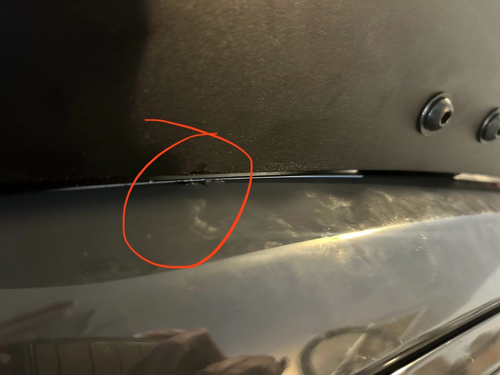 2025 4runner 6th gen Westcott roof rack issue: contact with roof rubbed paint down to metal IMG_8439