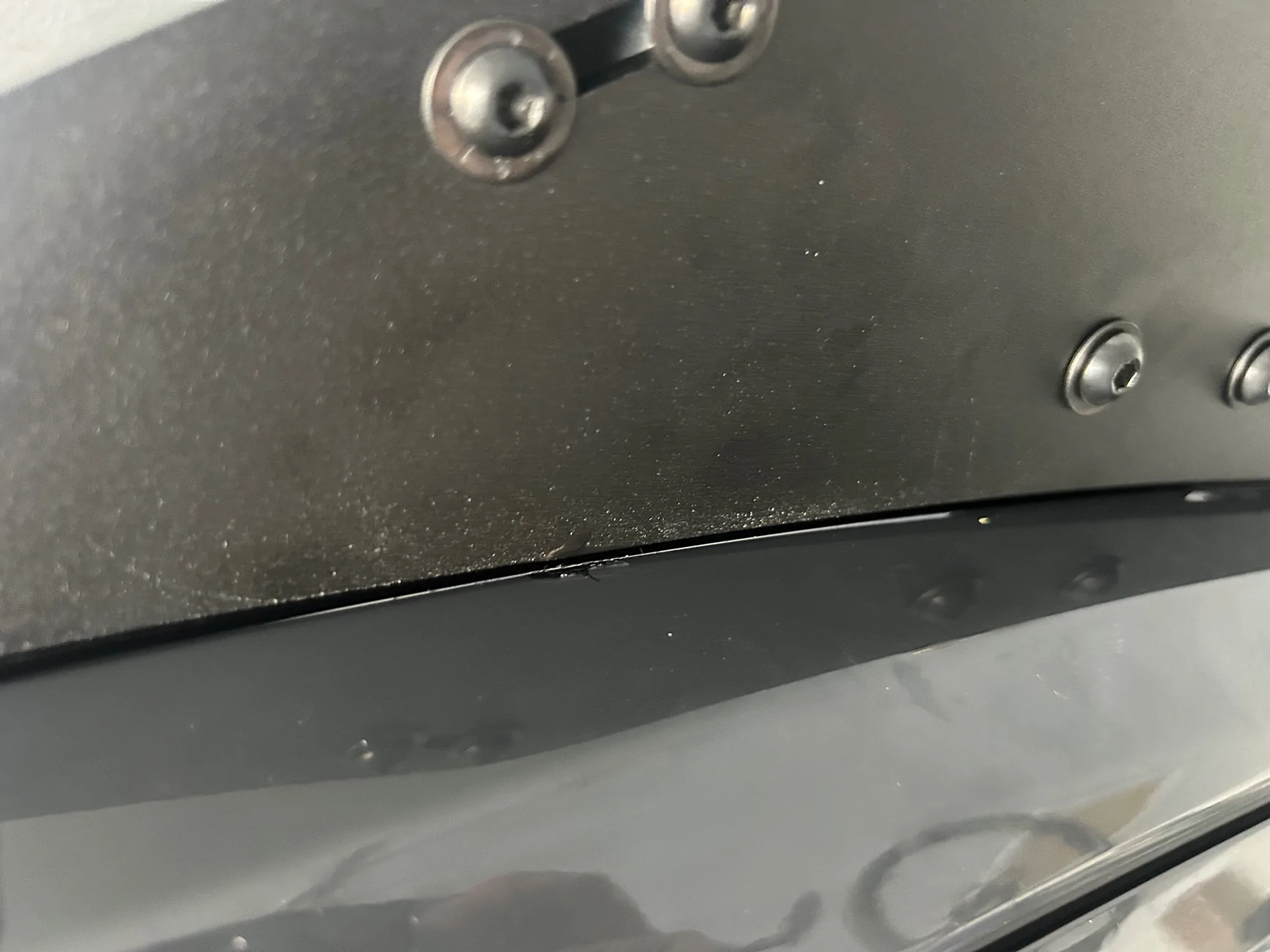 2025 4runner 6th gen Westcott roof rack issue: contact with roof rubbed paint down to metal IMG_8436