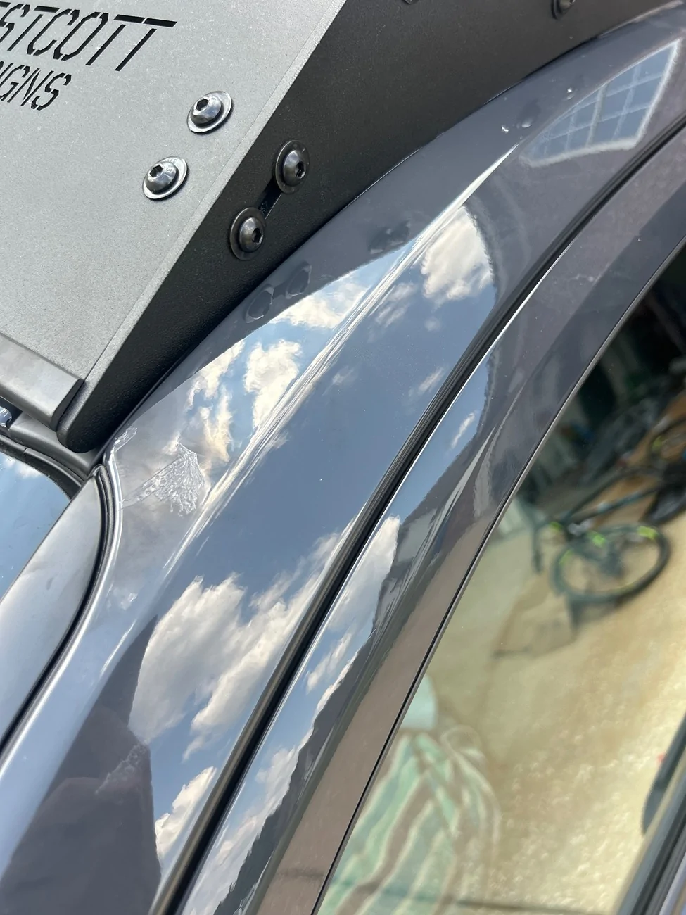 2025 4runner 6th gen Westcott roof rack issue: contact with roof rubbed paint down to metal IMG_8422