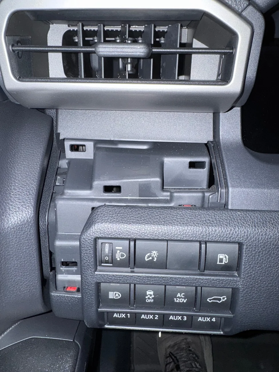 2025 4runner 6th gen Stormtrooper by Van-Solo (TRD Off Road Hybrid) IMG_2071