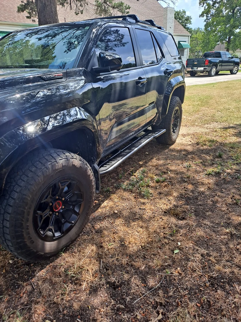 2025 4runner 6th gen CBI Rock Sliders install 1