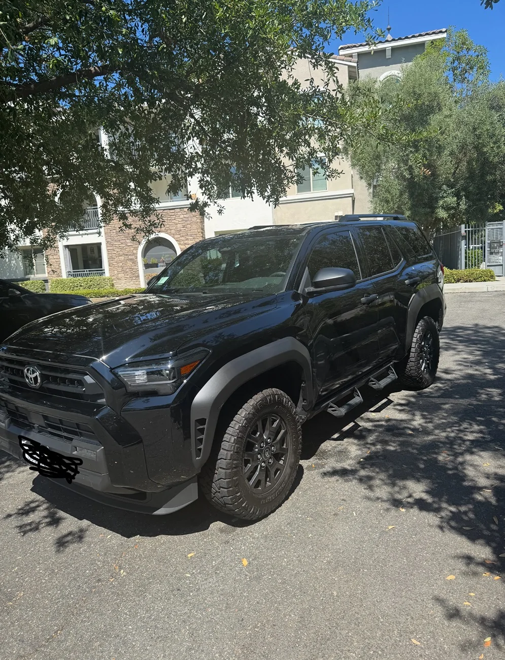 2025 4runner 6th gen New SR5 black on black IMG_2211