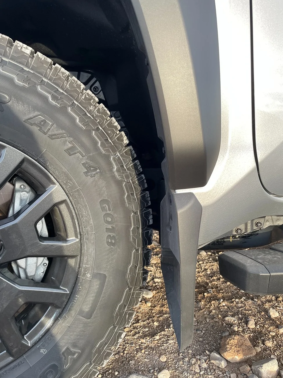 2025 4runner 6th gen 255/80/17 (33" inch) Geolander AT4 tires on SR5 (no issues, no rubbing, full size spare fits) IMG_4244