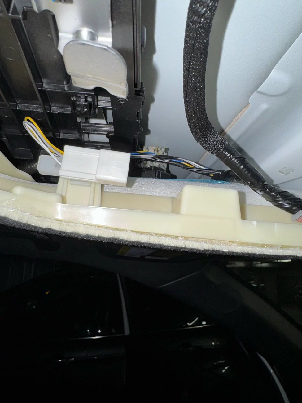 2025 4runner 6th gen Stormtrooper by Van-Solo (TRD Off Road Hybrid) tempImageQdOJEJ